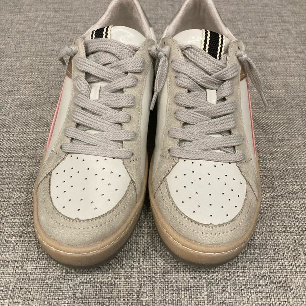 Copied - NEW Shu Shop Salma Women’s Sneakers in Gold Brand New in Box Size 6.5 - Picture 2 of 5